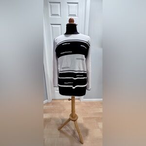 LN Vintage Alfred Dunner Black & White Striped Scoop Neck Sweater, size M